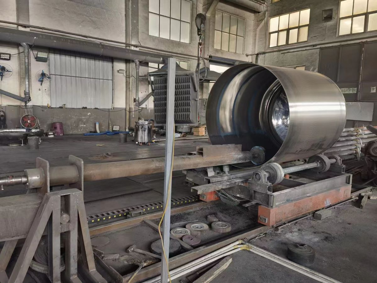 Chinese craftsman spirit at POLYC MACHINE — precision manufacturing of grinding equipment