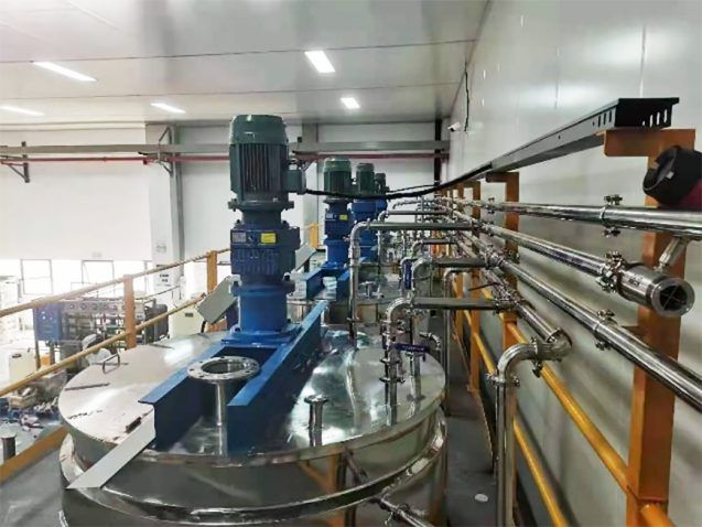 Industrial vessel and material transfer system