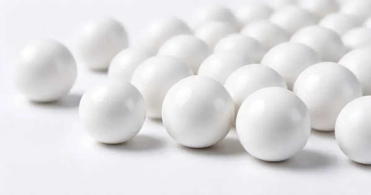 Zirconia grinding media beads used as grinding media in wet grinding