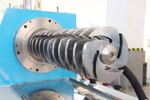 Dynamic disc type horizontal bead mill for high throughput wet grinding - view 7